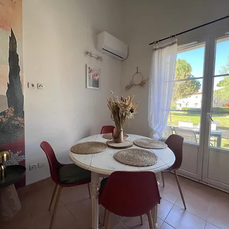 Gabin Sous Les Oliviers Holiday home