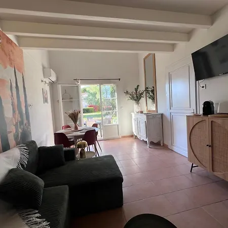 Gabin Sous Les Oliviers Holiday home Gallargues-le-Montueux