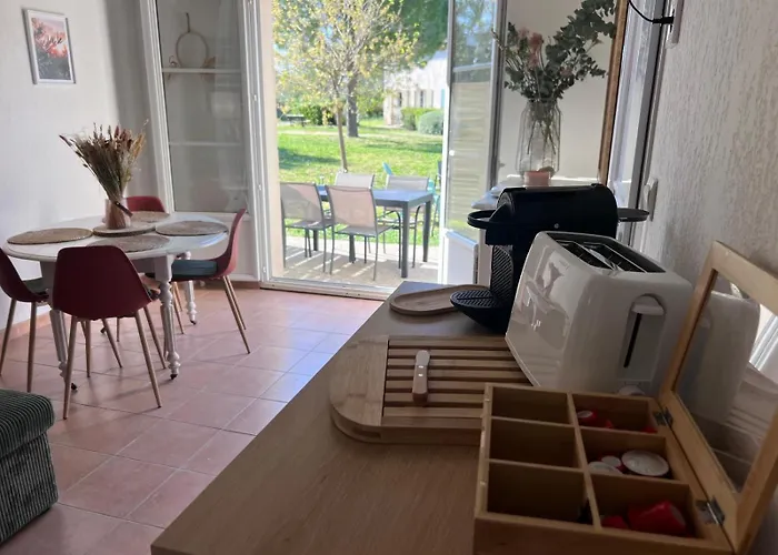 Gabin Sous Les Oliviers Holiday home Gallargues-le-Montueux